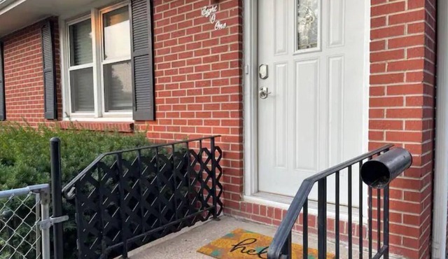 Comfy stay, safe neighborhood, great location