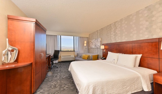 Courtyard by Marriott Denver Cherry Creek