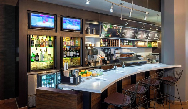 Courtyard by Marriott Omaha Downtown
