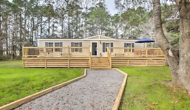 Covington home w/Decks and Grill