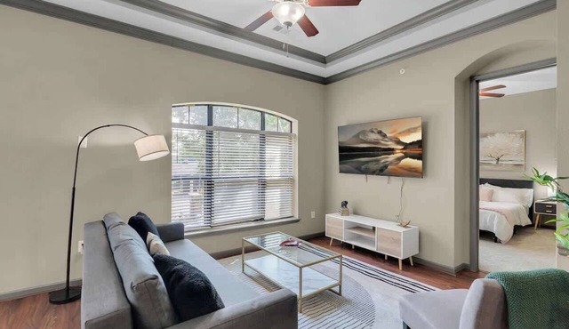 Cozy 2BR Near BOK Center-Gym, Pool, Pet Frndly