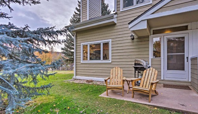 Cozy Edwards Townhome: 6 Mi to Beaver Creek!