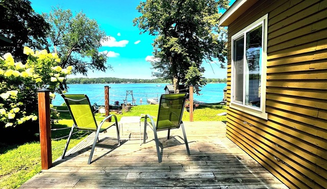 Cozy Lakefront Cabin, Dock, Fire Pit & Sunset Views Tiny Barn - Cabin 4