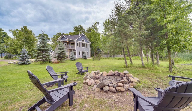 Dock, Fire Pit, Games! Spirt Lake Family Retreat