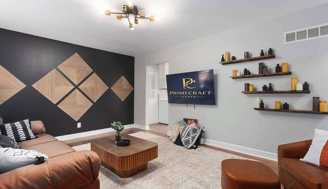 Downtown LS | 4 Kings | Near Major international sporting event KC