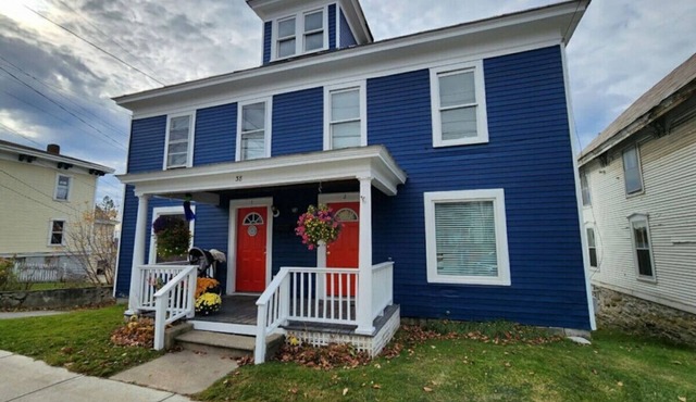 Downtown Middlebury 3 BR Home - Walk Everywhere!