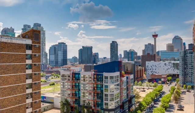 Downtown Studio Loft – Steps from Stampede Park in Calgary