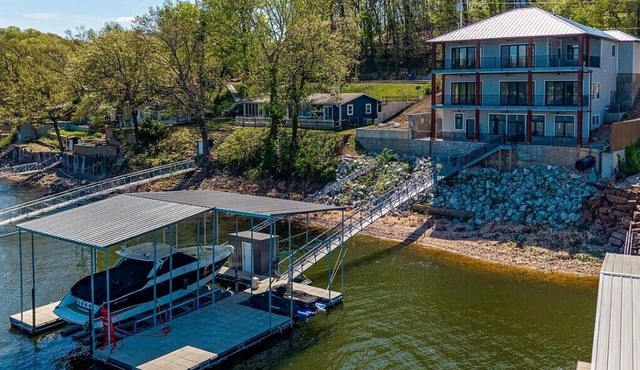 Duck Creek Overlook. Premium Location. All the Amenities!