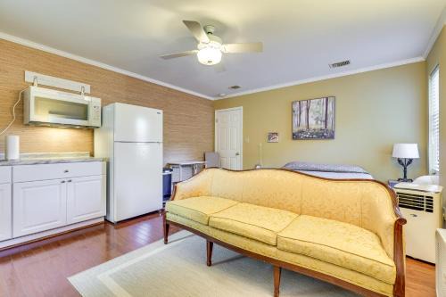 Eastern Shore Golf Studio, Close to Hospitals! in Daphne