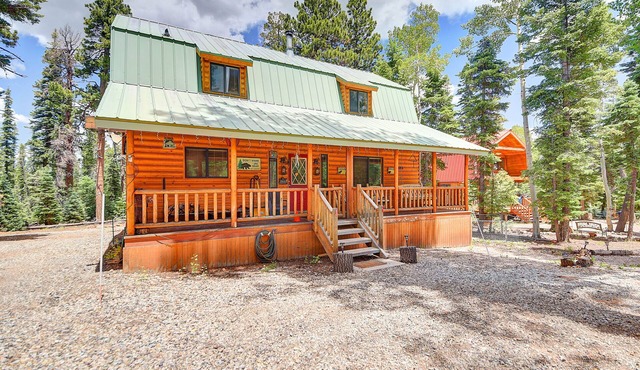 Family Mountain Retreat Sleeps 11 Views, ATV Trails & Near Bryce Canyon