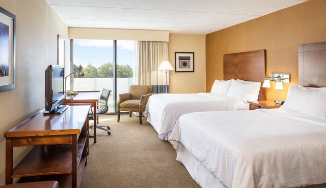 Four Points by Sheraton Chicago O'Hare Airport