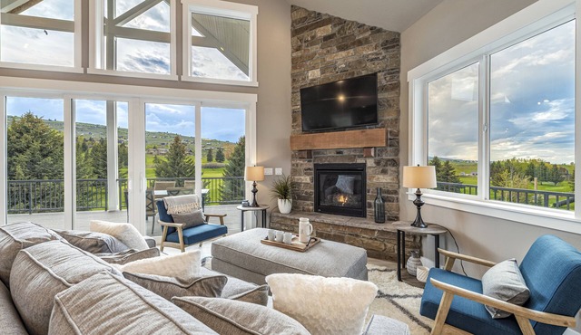 Foxridge (Sleeps 34) by Bear Lake Luxury Rentals