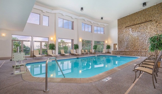 Galena | Relaxing Nature Retreat | Pool + Hot Tub