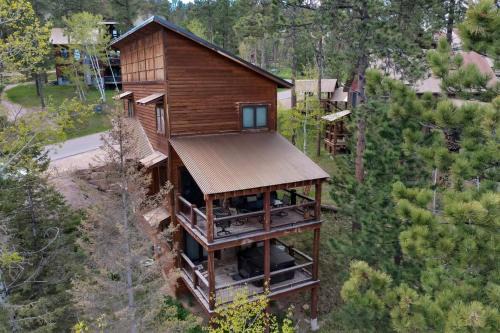 Heart of Gold Lodge