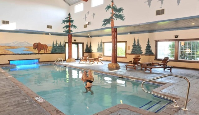 Historical Stays with Modern Amenities & River Trail Access