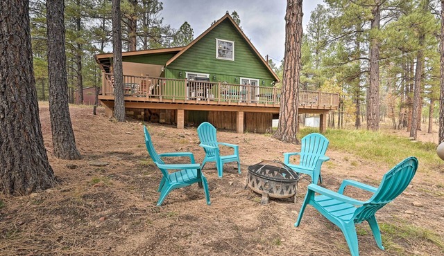 Hot Tub + Deck: Secluded Happy Jack Cabin
