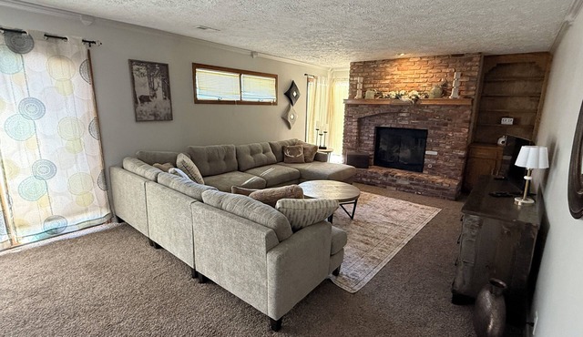 House in Papillion perfect for your getaway to the World Series.