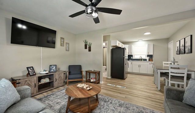 Kansas City Soccer Stay | Near Stadiums-Sleeps 10