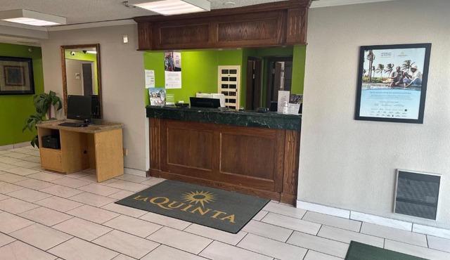 La Quinta Inn by Wyndham Omaha Southwest
