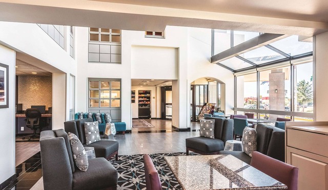 La Quinta Inn & Suites by Wyndham Colorado Springs North