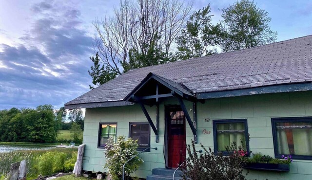 Lake Front Rustic Cabin #1 on Private Lake! in Berlin Township