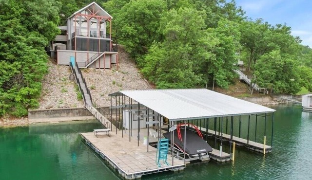 Lakefront Home With Private Dock