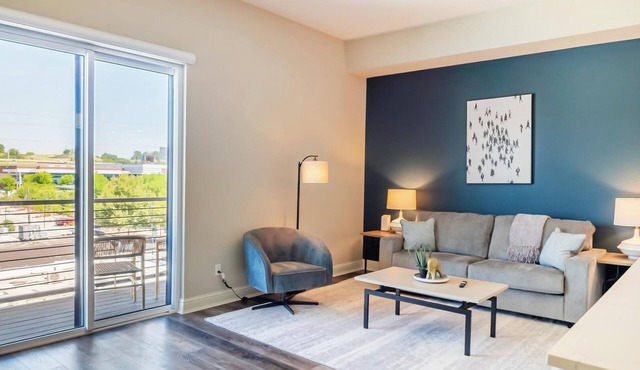 Landing | Beautiful 1BD, Clubhouse, Rooftop Lounge