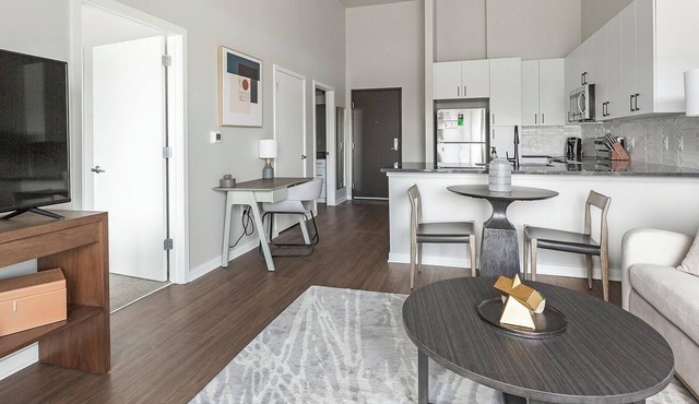 Landing | Chic 2BD, Gym, Courtyard