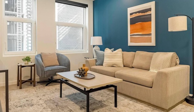 Landing | Incredible 1BD, Gym, Rooftop Lounge