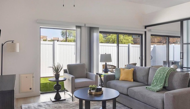 Landing | Modern 1BD, Game Room, Clubhouse