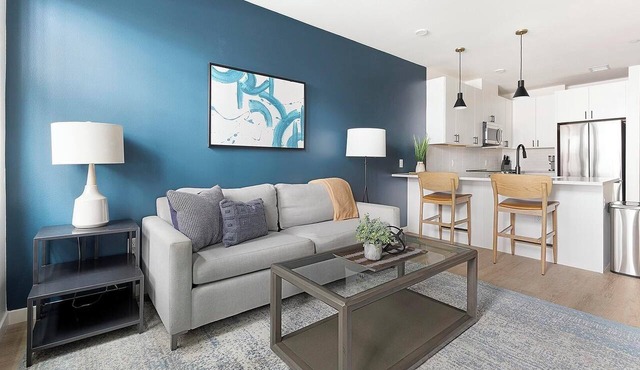 Landing | Spectacular 1BD, Gym, Rooftop Lounge