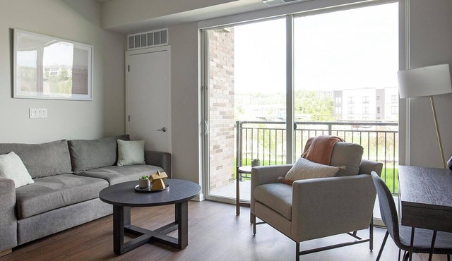 Landing | Stunning 2BD, Pool, Courtyard