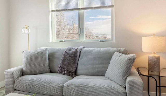 Landing | Stunning 2BD in Harvey Park South