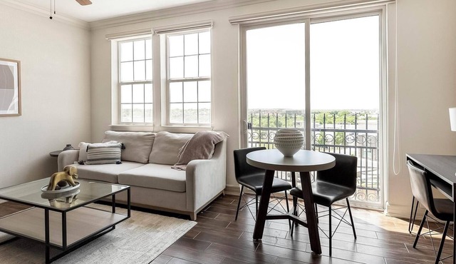 Landing | Stylish Studio, Gym, Clubhouse