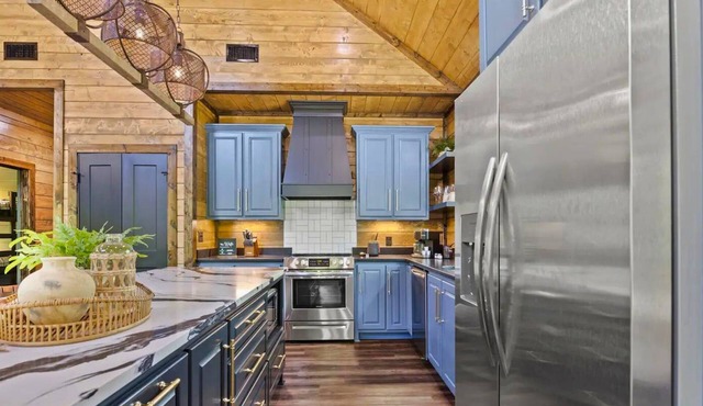 Latitude Adjustment Cabin: Poolside Family Getaway