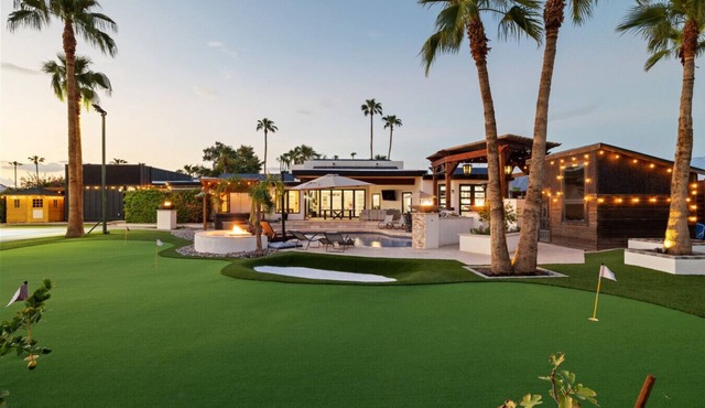 Lux Oasis + Heated Pool + Golf Sim + Pickleball court