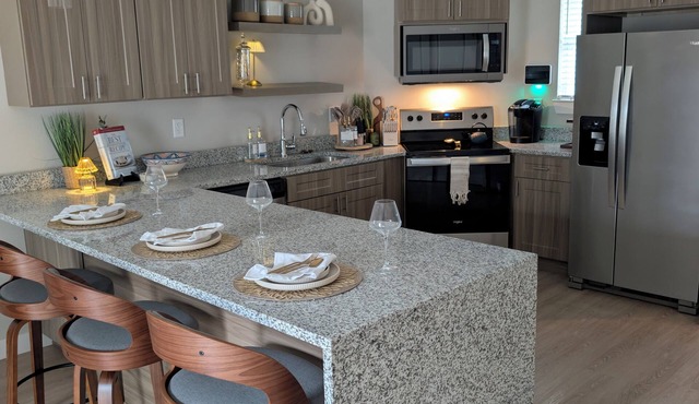 Luxury 1BR Home Private Modern Near World Cup Venues