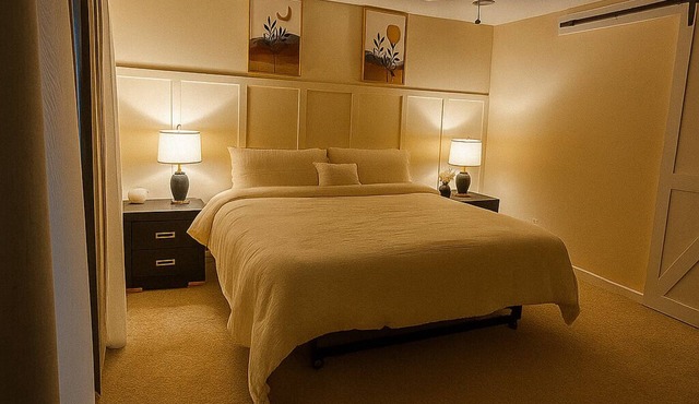 Master Room - Perfect for a getaway in Willow spring