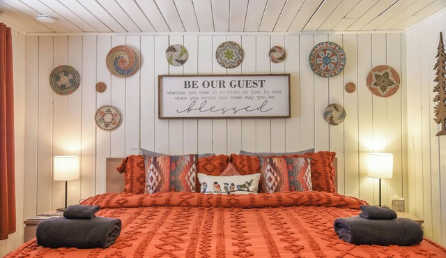 Mountain Song Cabins (Pioneer #7 & #8)