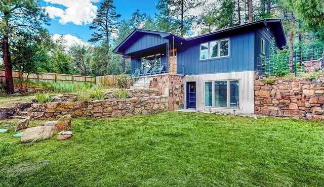 Mountain-view home in great location with walk-out apt, 2 kitchens, & W/D