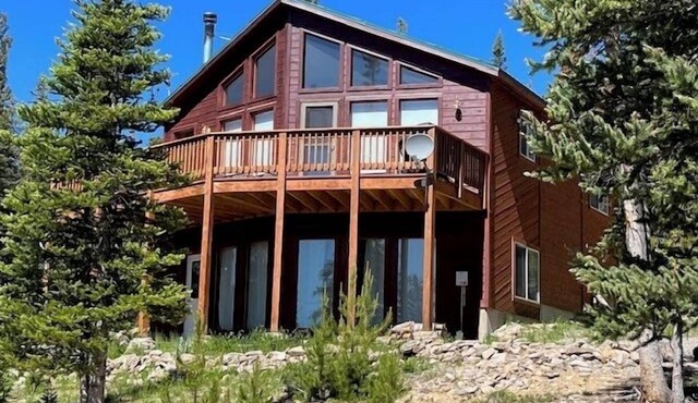 Mountain Views, 1-Acre Lot, Sleeps 7, Resident Moose, 25 mi to Breck