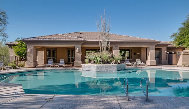 MOUNTAIN VIEWS FROM EVERY WINDOW, Luxury TOWN HOME IN NORTH SCOTTSDALE!