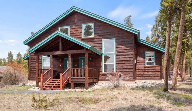 Mt. Elbert View Cabin | Sleeps 4 | Leadville