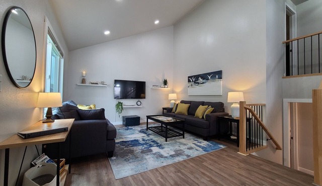 Newly remodeled home with game room, minutes from downtown Loveland