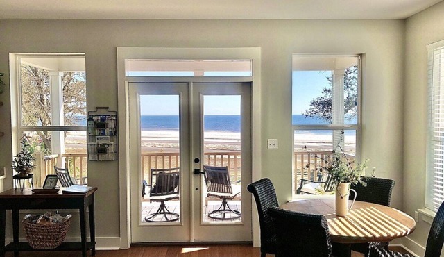 Ocean view from EVERY room? Welcome to The Beach House! 3bed 3bath!