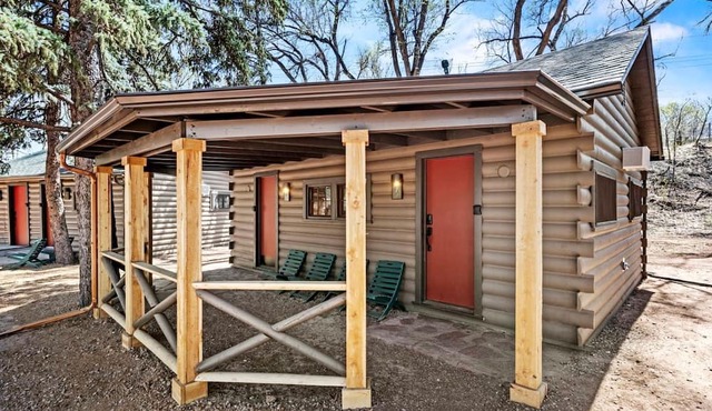 Peaceful Rustic Cabins with Pet-Friendly Amenities Near Garden of the Gods, Colorado Springs, CO