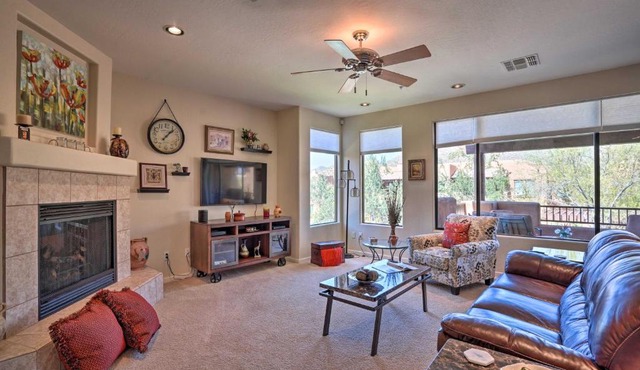 Pool Access, Views: 'Scottsdale Serenity' Condo!