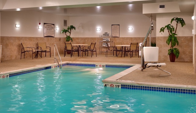 Pool. Gym. Near the Children’s Hospital!
