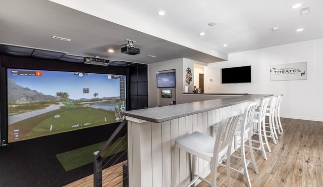 Premium New Construction: Golf Sim + Theater Room + Noon Check-in