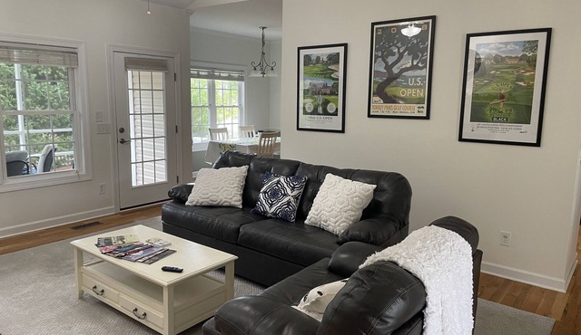 Pristine Pinehurst #6 home - Gated backyard - 2 min to courses. Handicap Access